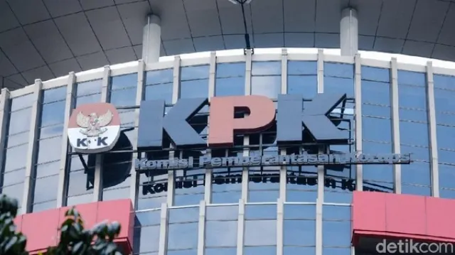 KPK Sita Uang Rp 6 Miliar Usai Periksa Kepala Kantor Imigrasi Denpasar  Baca artikel detiknews, "KPK Sita Uang Rp 6 Miliar Usai Periksa Kepala Kantor Imigrasi Denpasar" — News